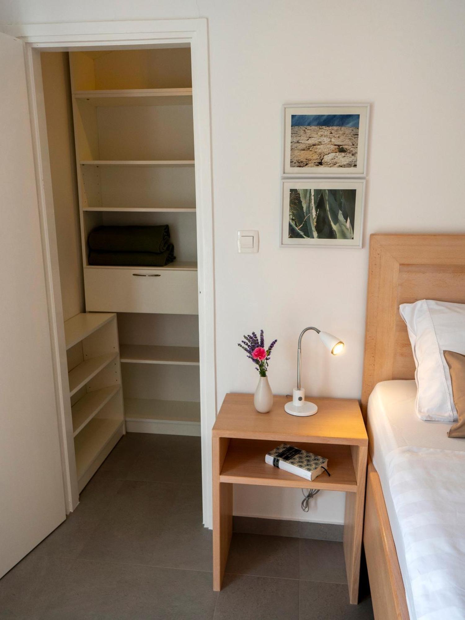 Haus Helga Daire Rab Town Dış mekan fotoğraf