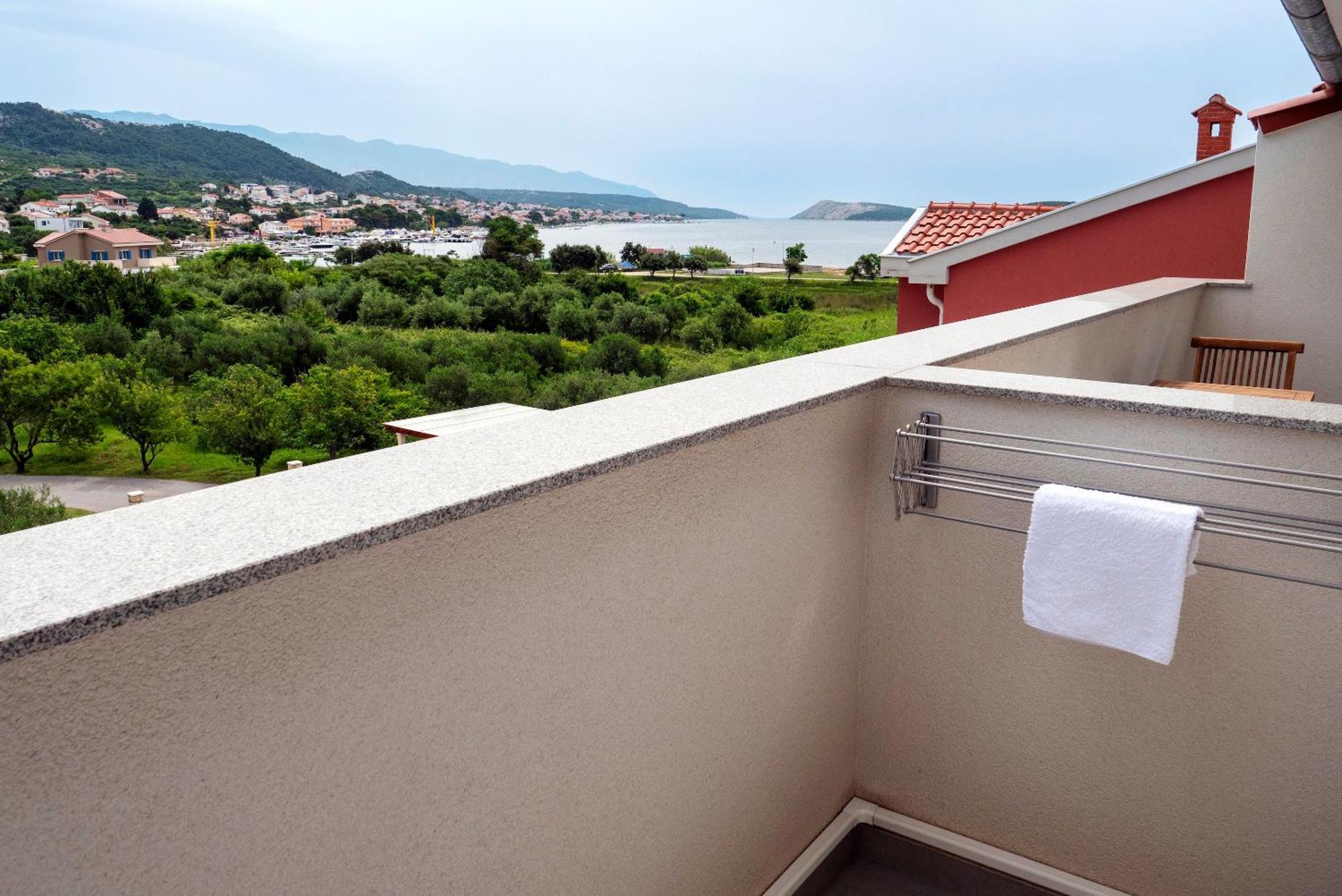 Haus Helga Daire Rab Town Dış mekan fotoğraf
