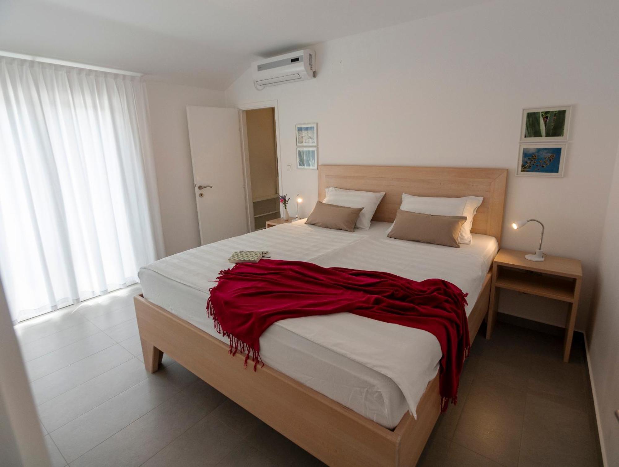 Haus Helga Daire Rab Town Dış mekan fotoğraf