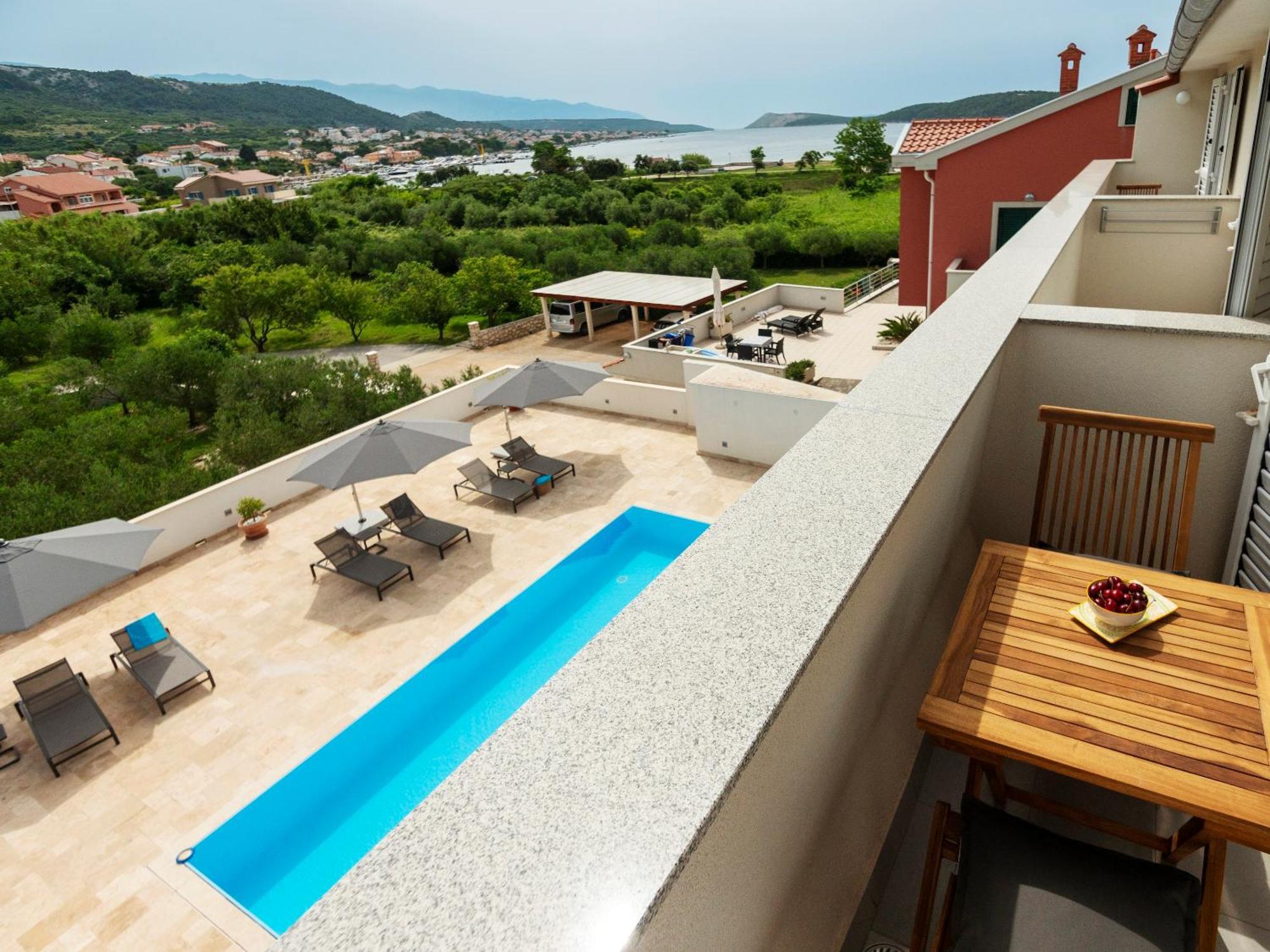 Haus Helga Daire Rab Town Dış mekan fotoğraf